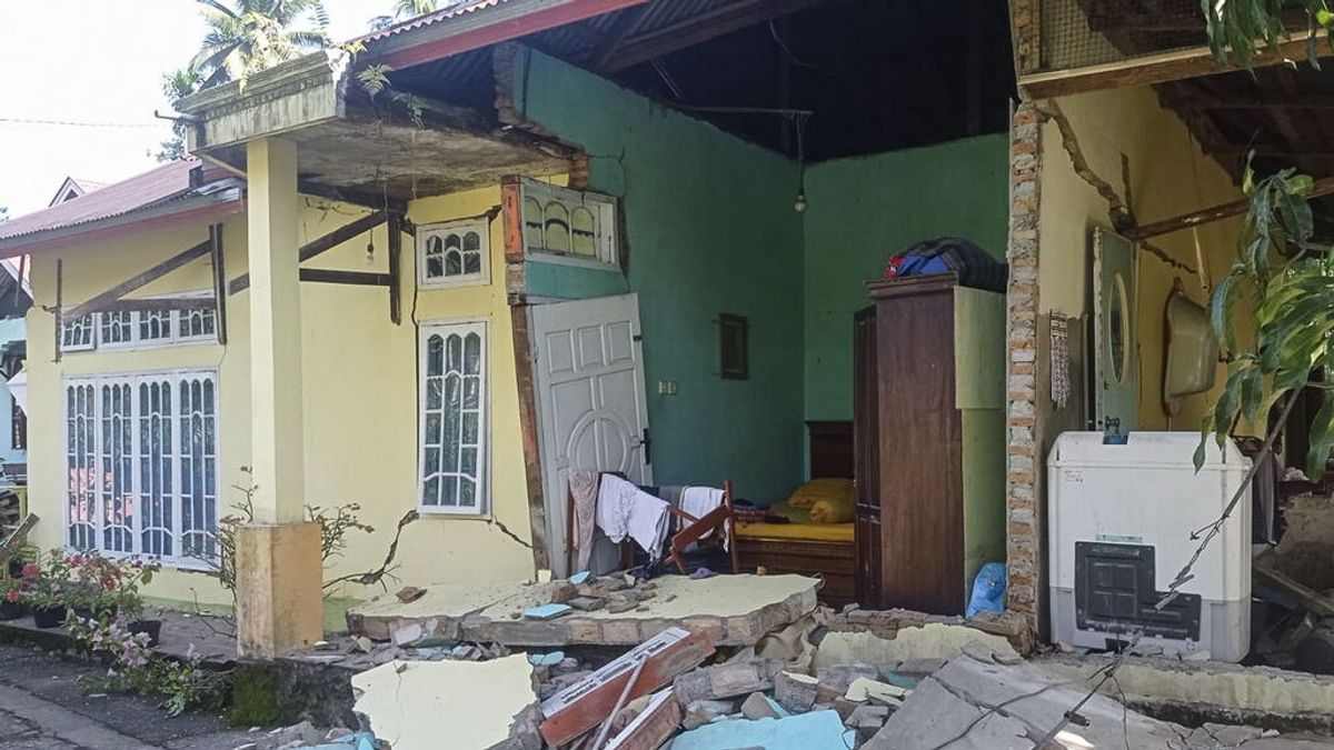 Terremoto en Indonesia: al menos dos muertos y 20 en la isla de Sumatra por un sismo de magnitud 6,2