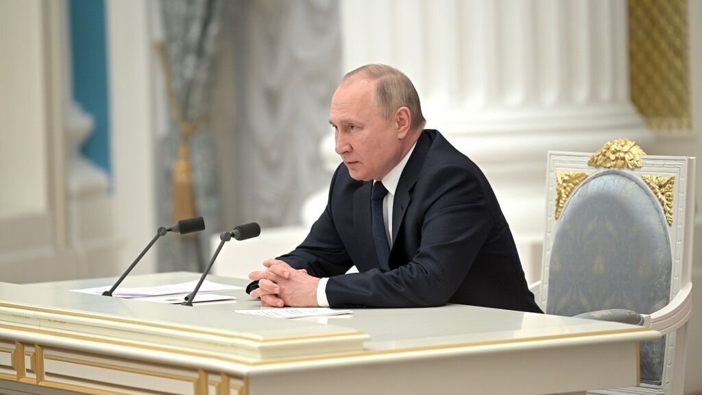 Analistas políticos, sobre la guerra en Ucrania: "Putin no quiere aplastar, prefiere una rendición"