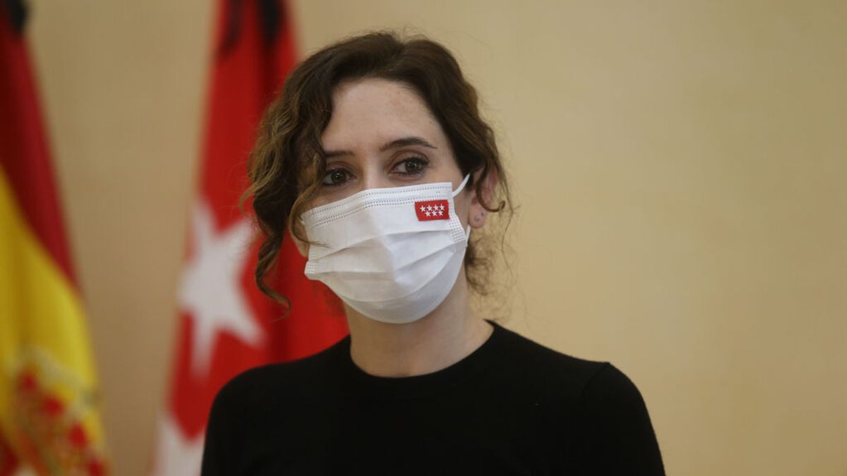 Ayuso pide a su Gobierno no hablar del contrato: "Nunca sabremos cuántas vidas habrán salvado las mascarillas" Ayuso pide a su Gobierno no hablar del contrato: "Nunca sabremos cuántas vidas habrán salvado las mascarillas"