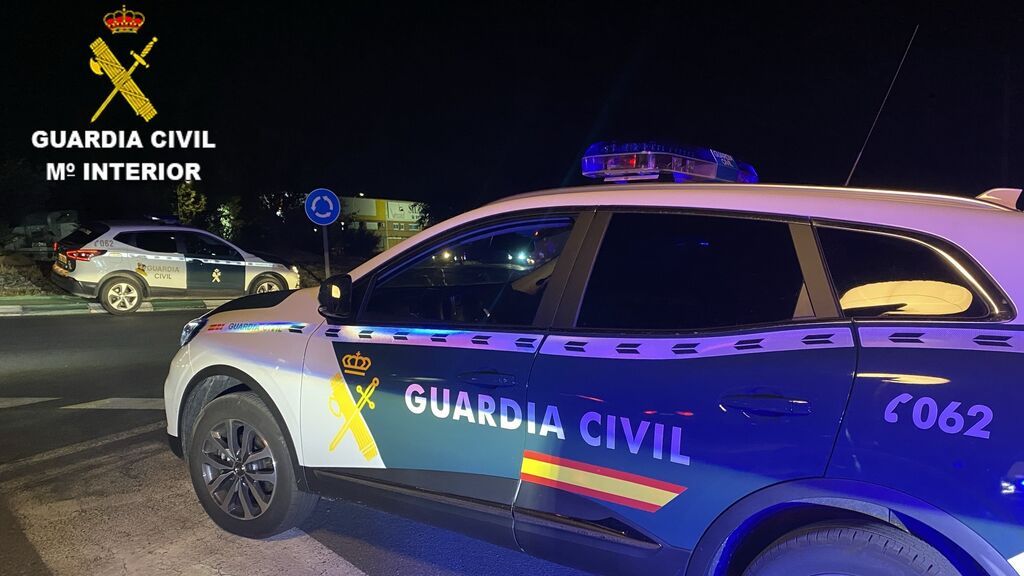 Detenida una persona por apuñalar mortalmente a un hombre en las 200 viviendas de Roquetas de Mar