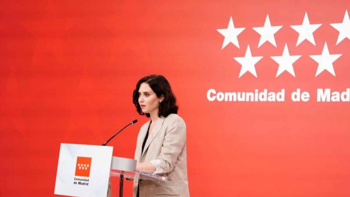 Ayuso acusa a la izquierda de "ideologizar" el suicidio Ayuso acusa a la izquierda de "ideologizar" el suicidio