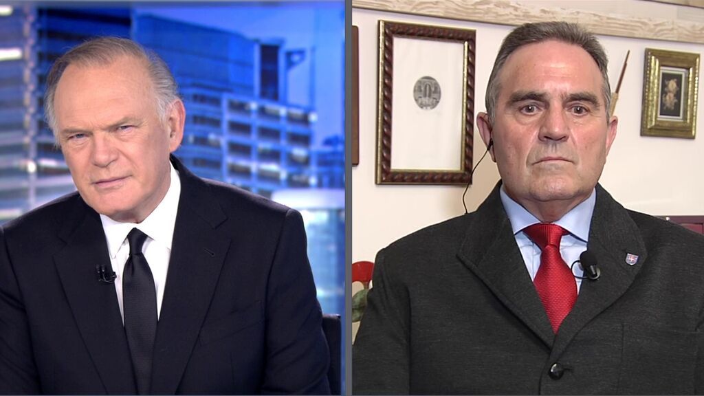 Con Pedro Piqueras Informativos Telecinco 2022 Noche 28/02/2022