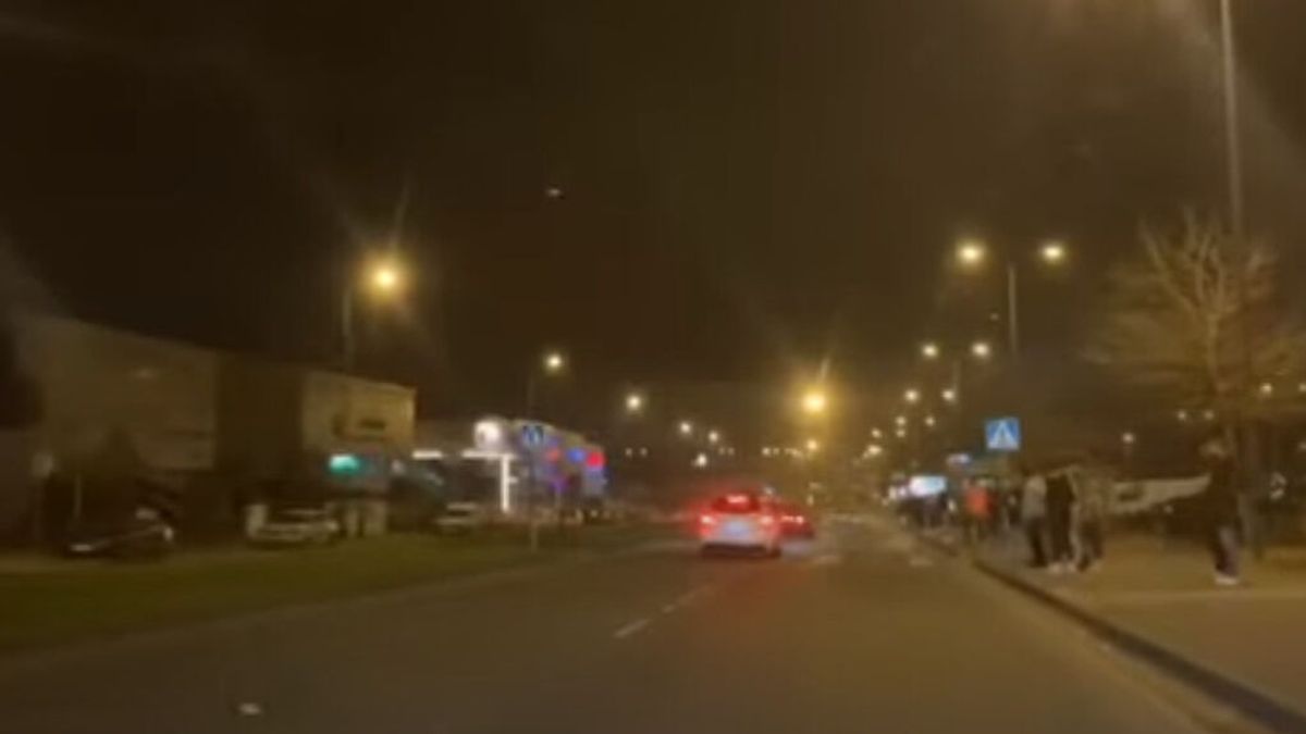 Nueve conductores sancionados en lo que pretendía ser una carrera ilegal de coches en Lugo Nueve conductores sancionados en lo que pretendía ser una carrera ilegal de coches en Lugo
