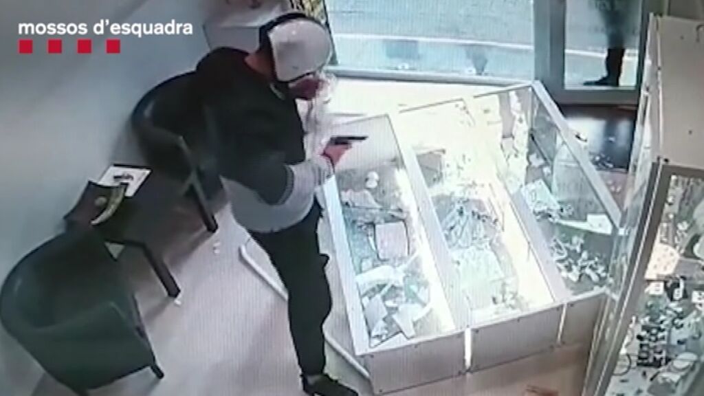 Uno de los atracos de la violenta banda desarticulada en Barcelona