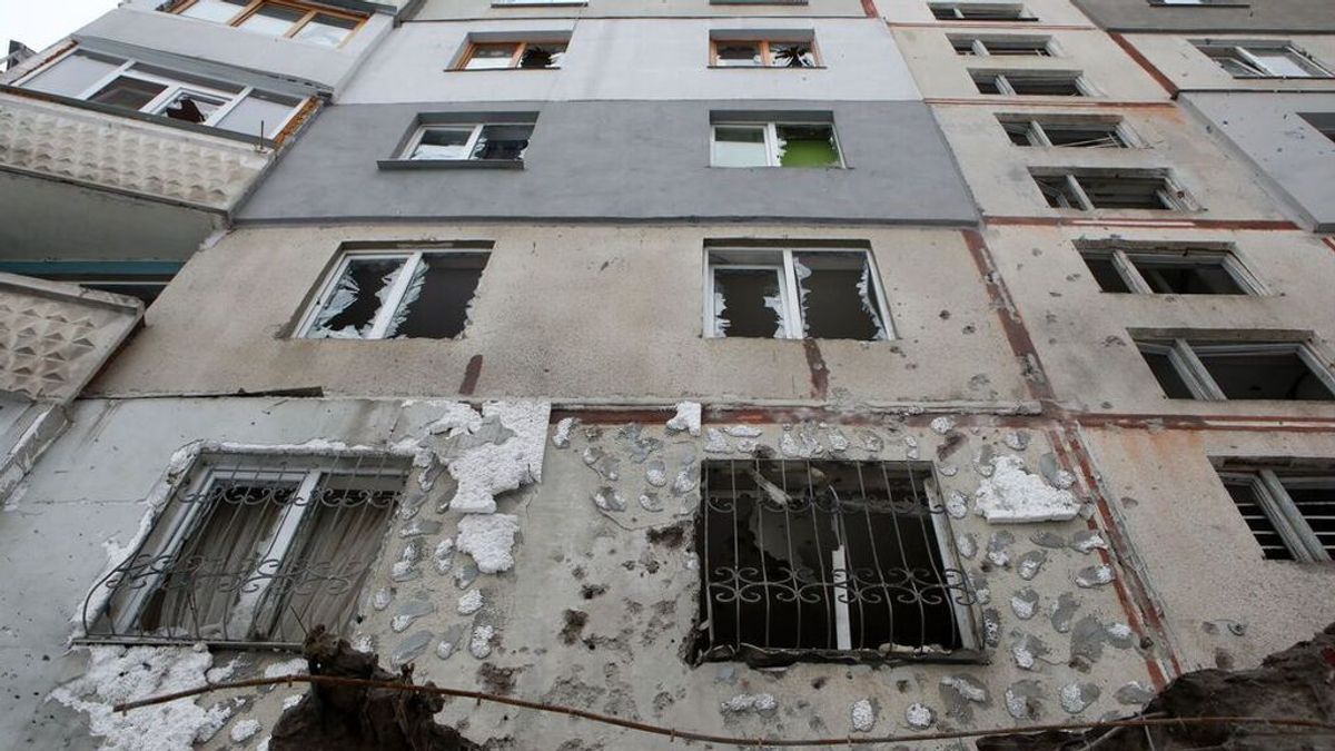 Járkov sufre un ataque masivo contra una zona residencial