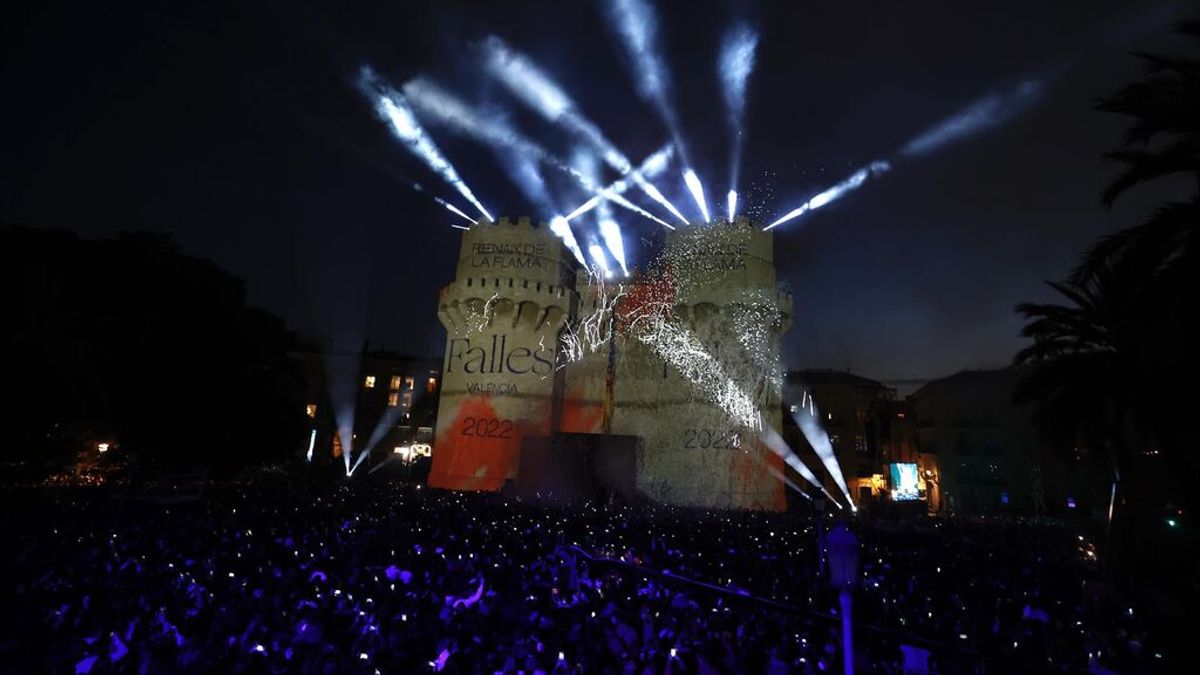 La Crida anuncia el "el resurgir" de las Fallas: "La llama está más encendida que nunca" La Crida anuncia el "el resurgir" de las Fallas: "La llama está más encendida que nunca"