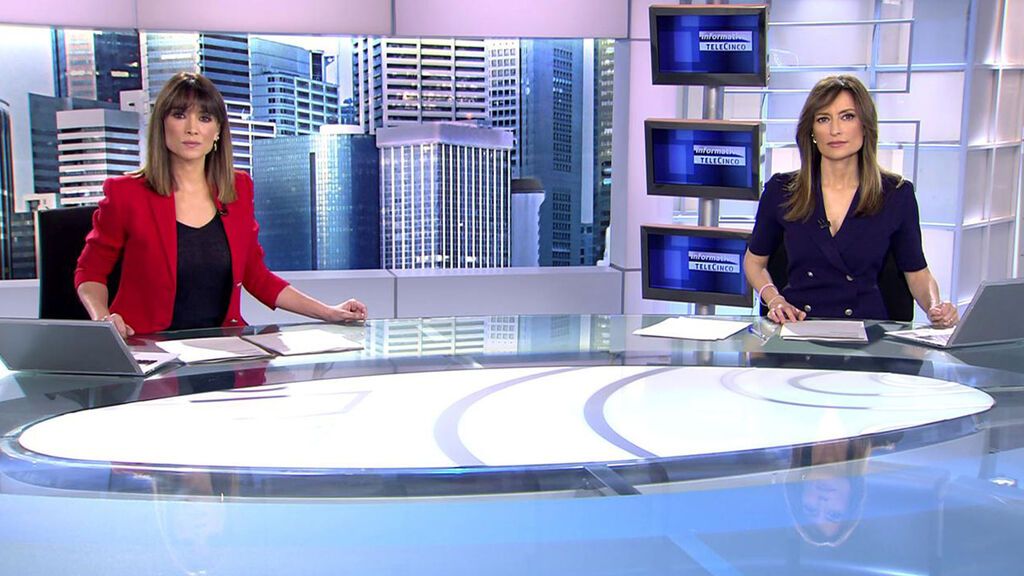 Con Arancha Morales y Leticia Iglesias Informativos Telecinco 2022 Matinal 02/03/2022