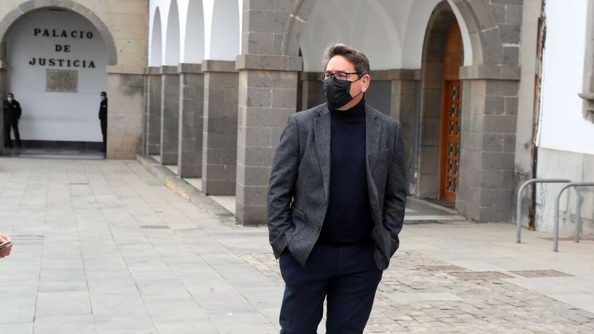 El juez Alba, condenado por prevaricar para perjudicar a Victoria Rosell, pierde la toga El juez Alba, condenado por prevaricar para perjudicar a Victoria Rosell, pierde la toga