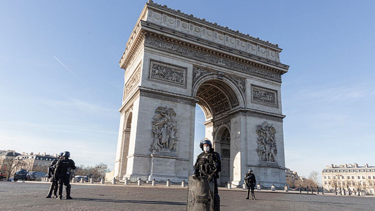 Última hora del coronavirus: Francia elimina el pasaporte covid y la mascarilla en interiores y exteriores desde el 14 de marzo