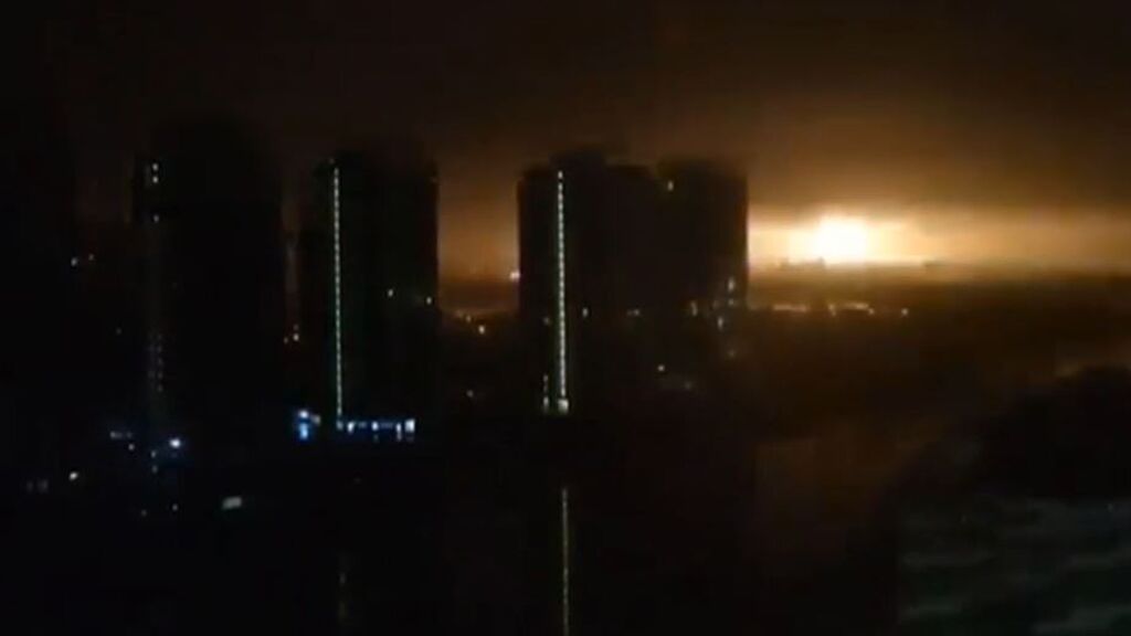 Rusia bombardea junto a la estación de tren de Kiev, el punto fundamental para el éxodo de los ciudadanos