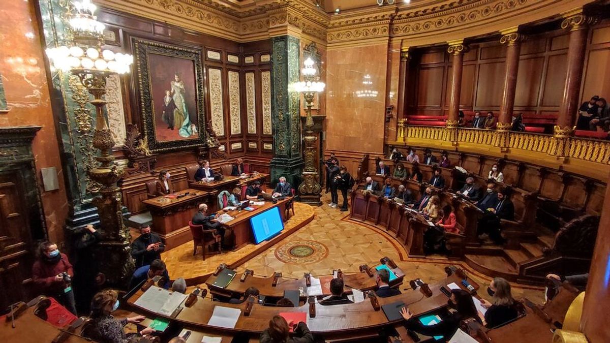 El Ayuntamiento de Barcelona cierra el 2021 con déficit, aunque menor de lo previsto El Ayuntamiento de Barcelona cierra el 2021 con déficit, aunque menor de lo previsto