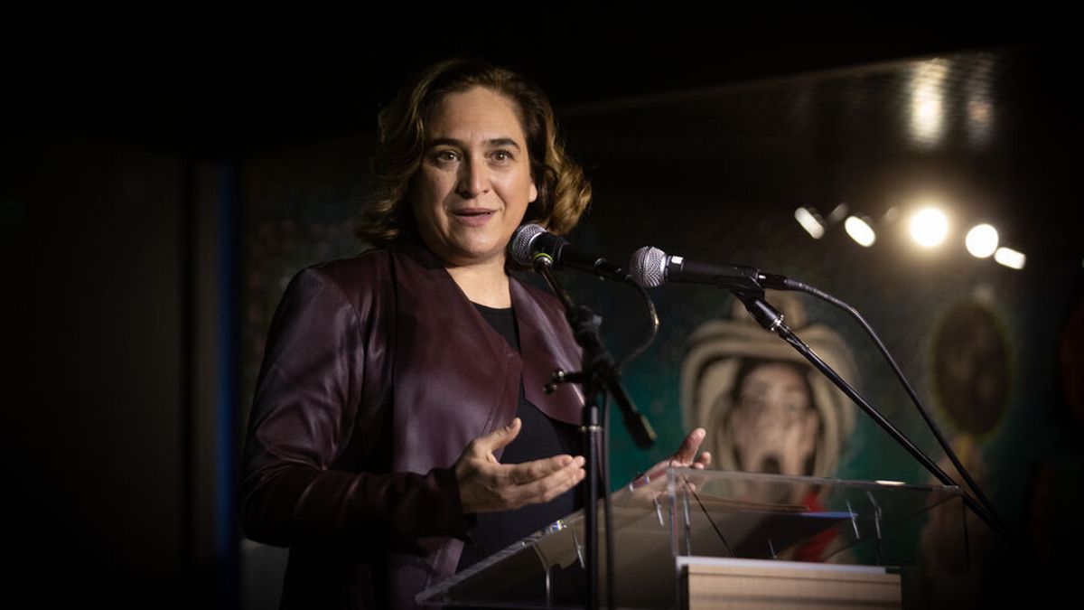 Ada Colau, a juicio "tranquila y con ganas" de aclarar las presuntas subvenciones irregulares Ada Colau, a juicio "tranquila y con ganas" de aclarar las presuntas subvenciones irregulares