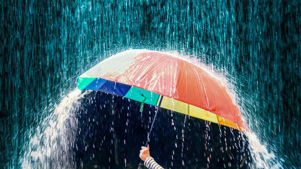 Una gran borrasca trae 12 horas seguidas de lluvia en Galicia y otras provincias de España