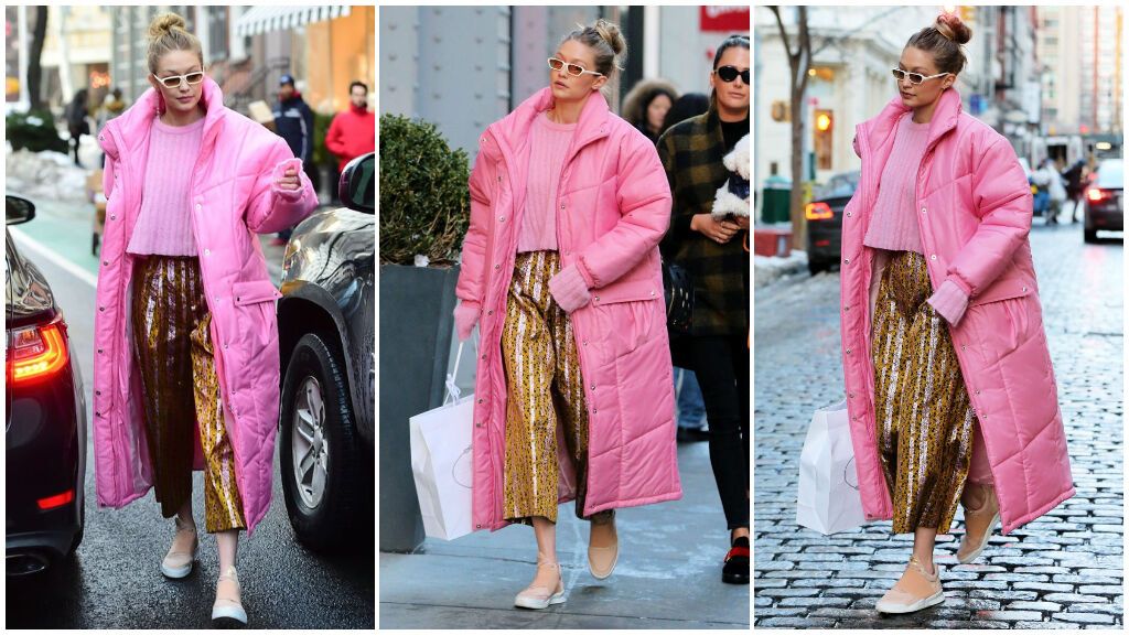 Su abrigo oversize rosa causó sensación.