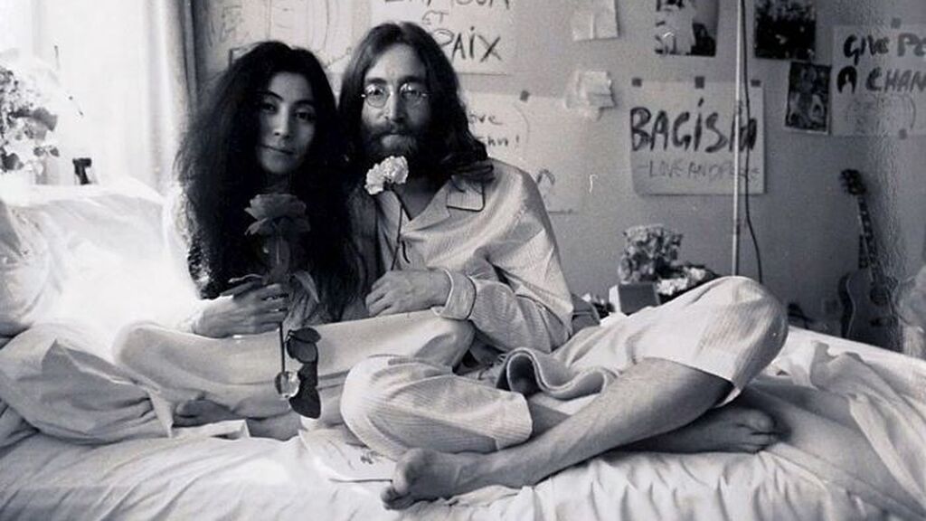 Give Peace a chance, la protesta en la cama de Lennon y Yoko Ono
