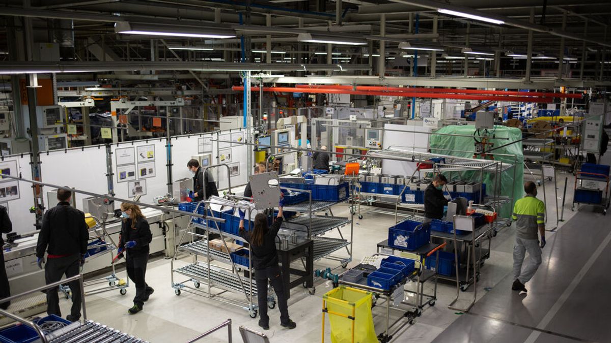 Euskadi rebaja las previsiones de crecimiento económico de 2022 por el conflicto bélico en Ucrania Euskadi rebaja las previsiones de crecimiento económico de 2022 por el conflicto bélico en Ucrania