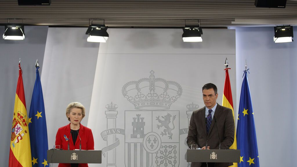 Úrsula Von der Leyen y Pedro Sánchez defienden "librarse" de la dependencia energética de Rusia