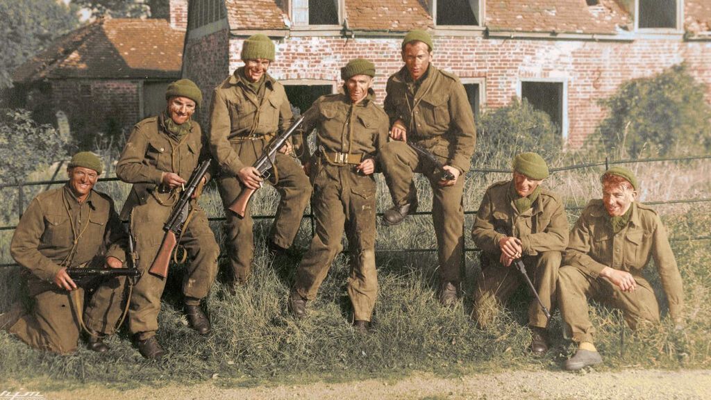 foto 1 Patrulla de las Unidades Auxiliares en el pueblo inglés de Warsash