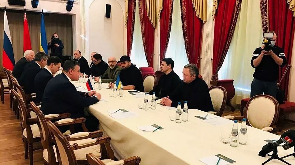 El servicio secreto ucraniano mata a uno de los miembros de su delegación negociadora