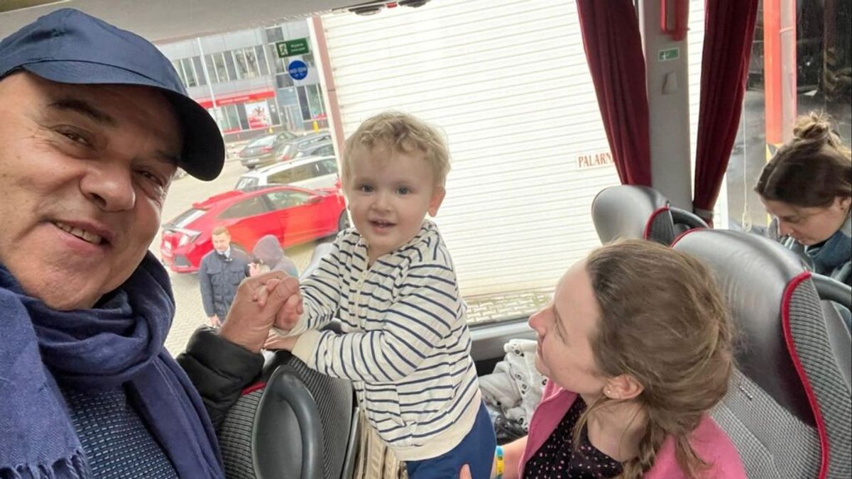 Un malagueño fleta un autobús con 47 plazas para traer a refugiados de Ucrania Un malagueño fleta un autobús con 47 plazas para traer a refugiados de Ucrania