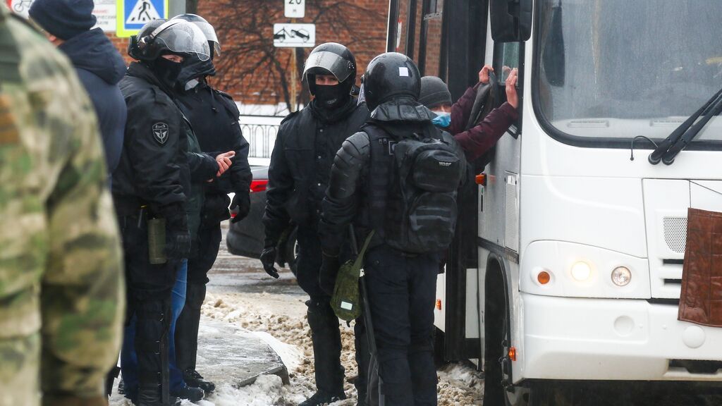 Más de 4.200 detenidos durante las manifestaciones contra la invasión en Rusia