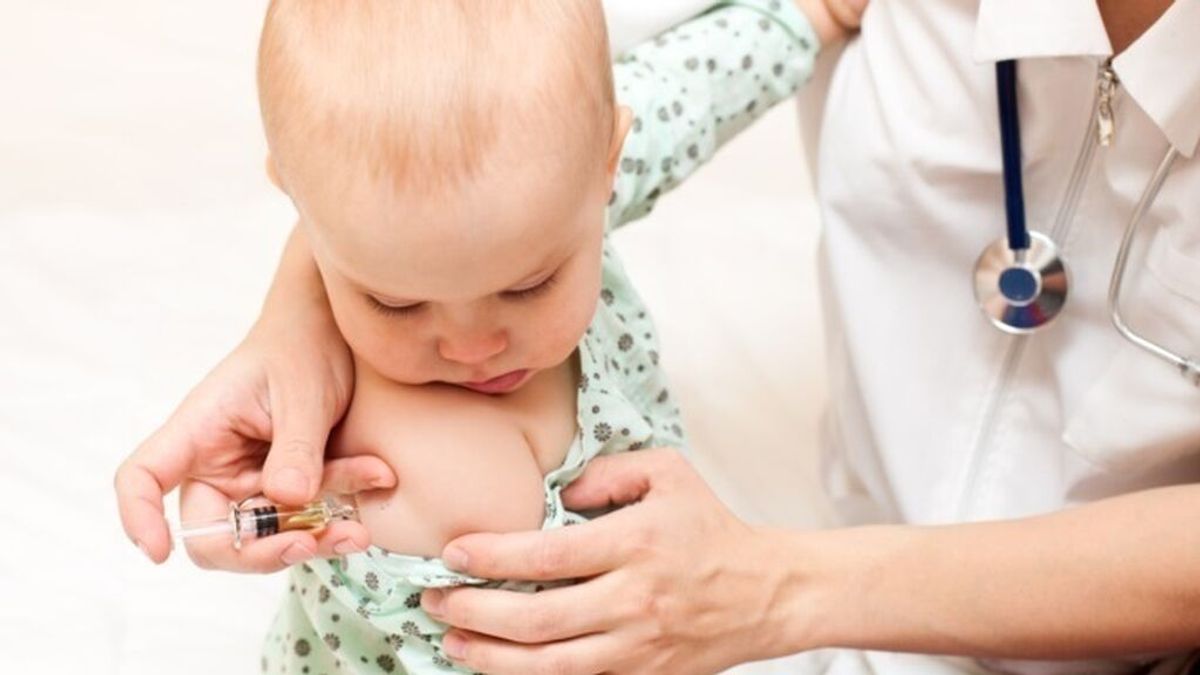 La vacuna contra la meningitis B ya es gratuita en Cataluña La vacuna contra la meningitis B ya es gratuita en Cataluña