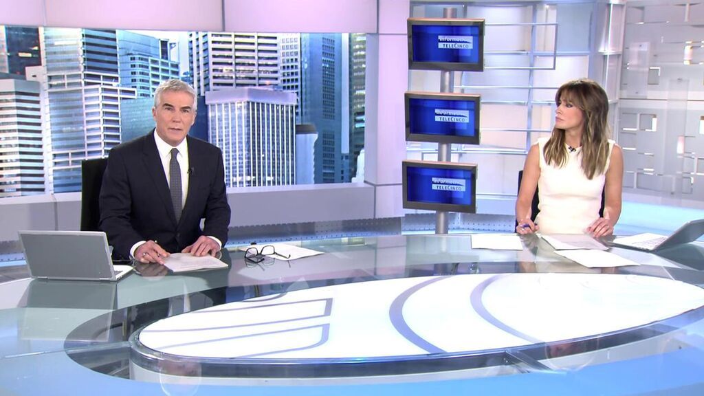 Con David Cantero e Isabel Jiménez Informativos Telecinco 2022 Mediodía 07/03/2022