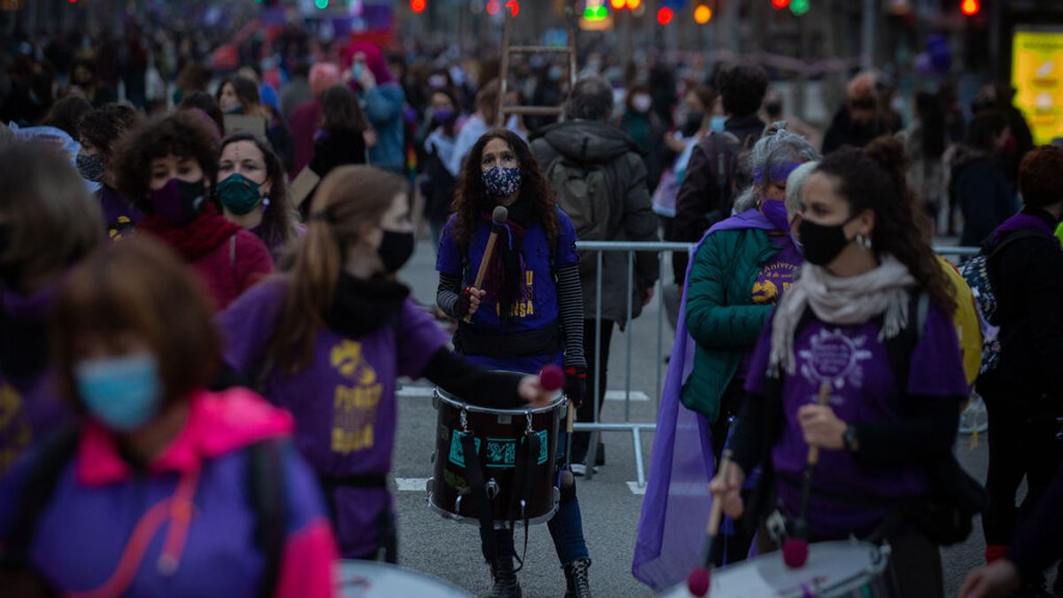 El 8M vuelve a las calles: manifestaciones feministas convocadas en Cataluña