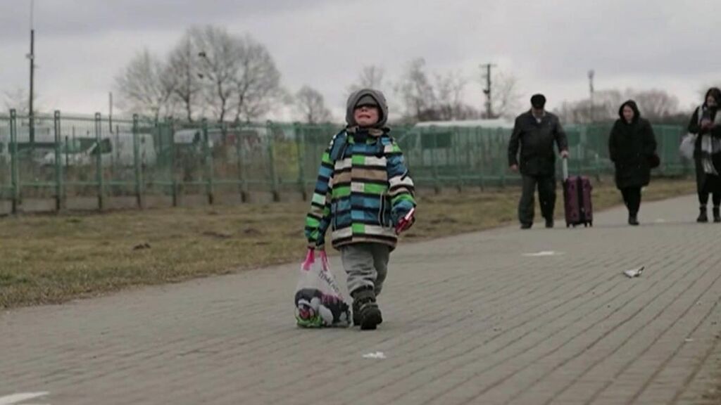 La tragedia y huida de Ucrania vista por los que ya la sufrieron antes