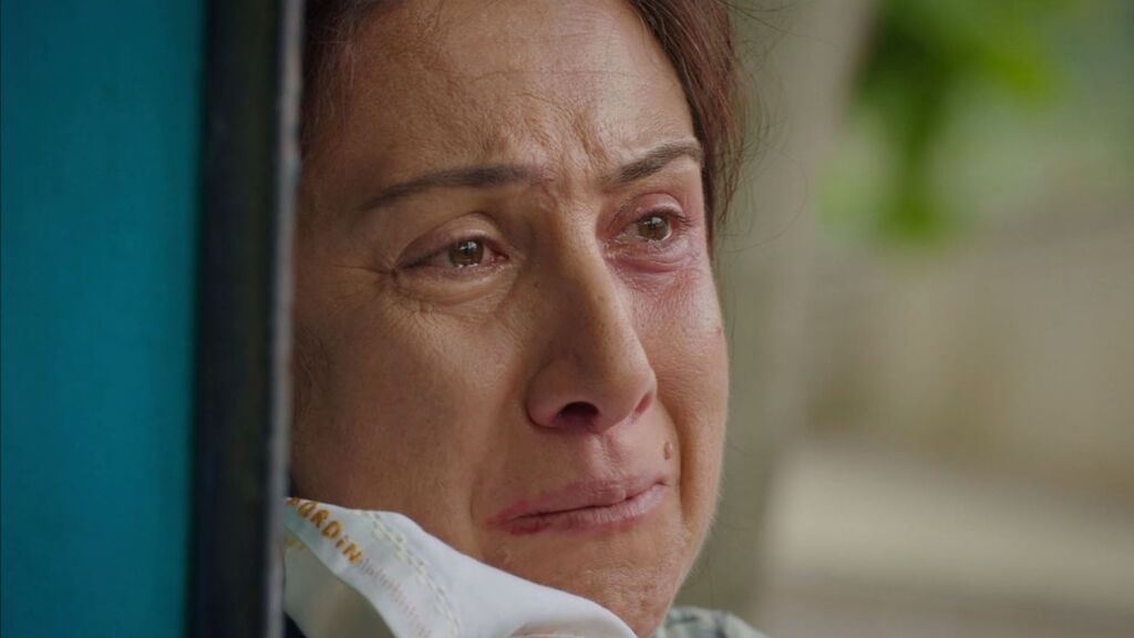 Sakine confiesa a Mehmet Emir lo que pasó con Yusuf