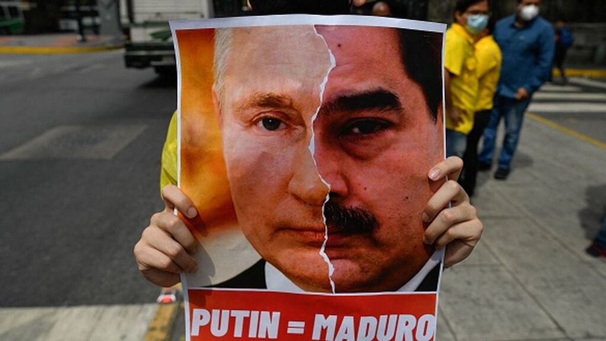 Biden manda una delegación a negociar con Maduro en Venezuela Biden manda una delegación a negociar con Maduro en Venezuela
