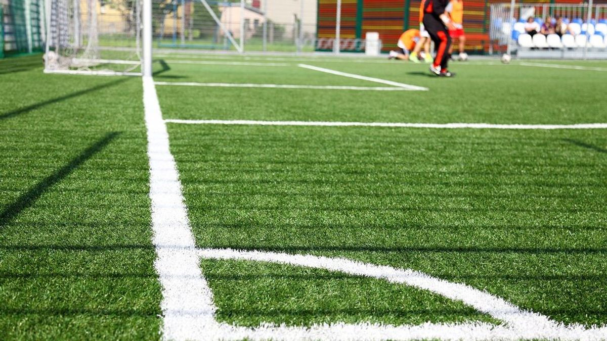 Expulsado un jugador de la categoría infantil del Mislata CF tras la agresión de su padre al árbitro Expulsado un jugador de la categoría infantil del Mislata CF tras la agresión de su padre al árbitro