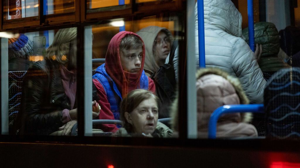 Ucranianos llegan a Budapest