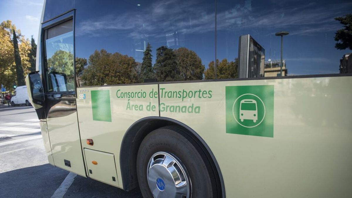 Detenida una joven por robar la recaudación a una conductora de autobús en Loja Detenida una joven por robar la recaudación a una conductora de autobús en Loja