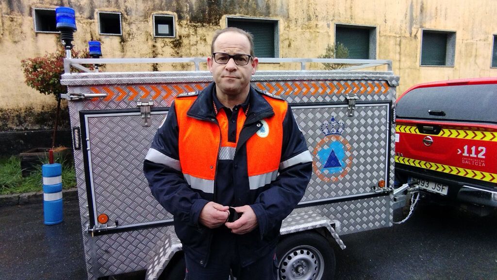 El alcalde de Maceda, Rubén Quintas, justo antes de emprender el viaje.