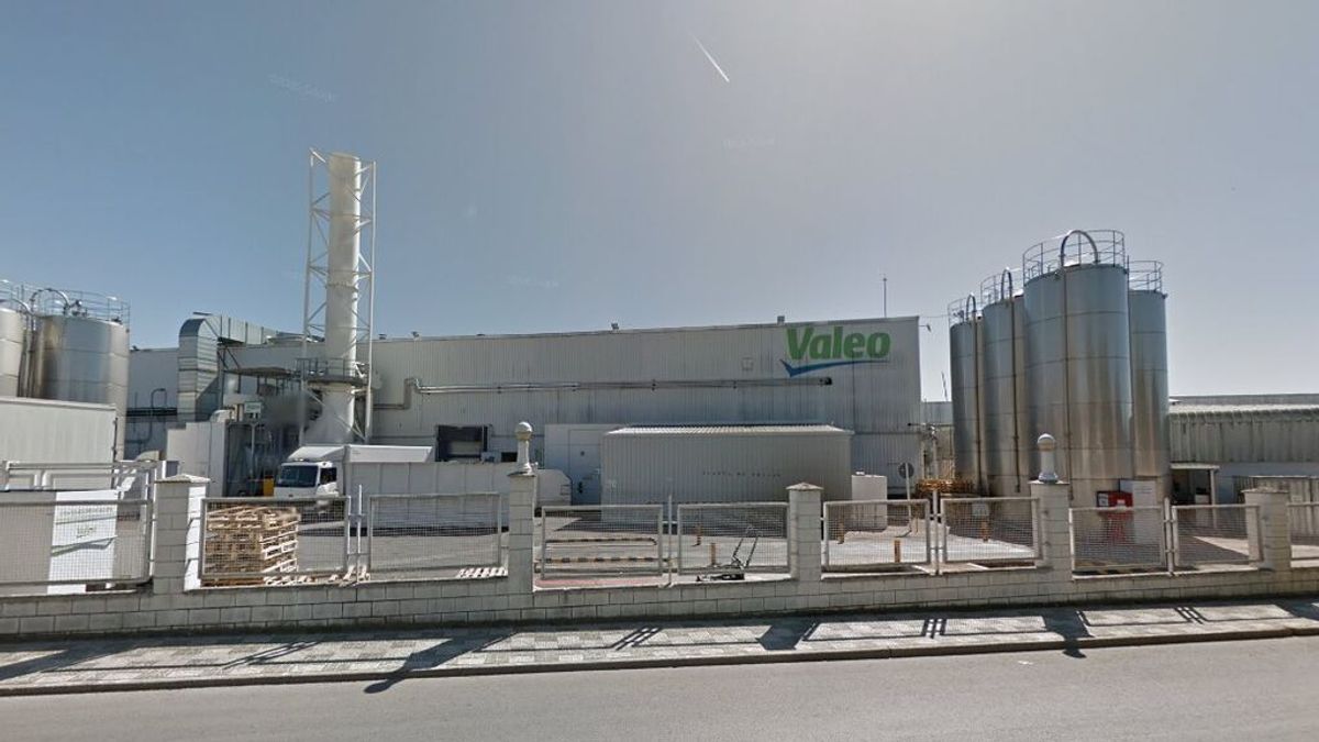 La planta de Valeo en Martos acuerda un ERTE por la falta de suministro desde Ucrania La planta de Valeo en Martos acuerda un ERTE por la falta de suministro desde Ucrania