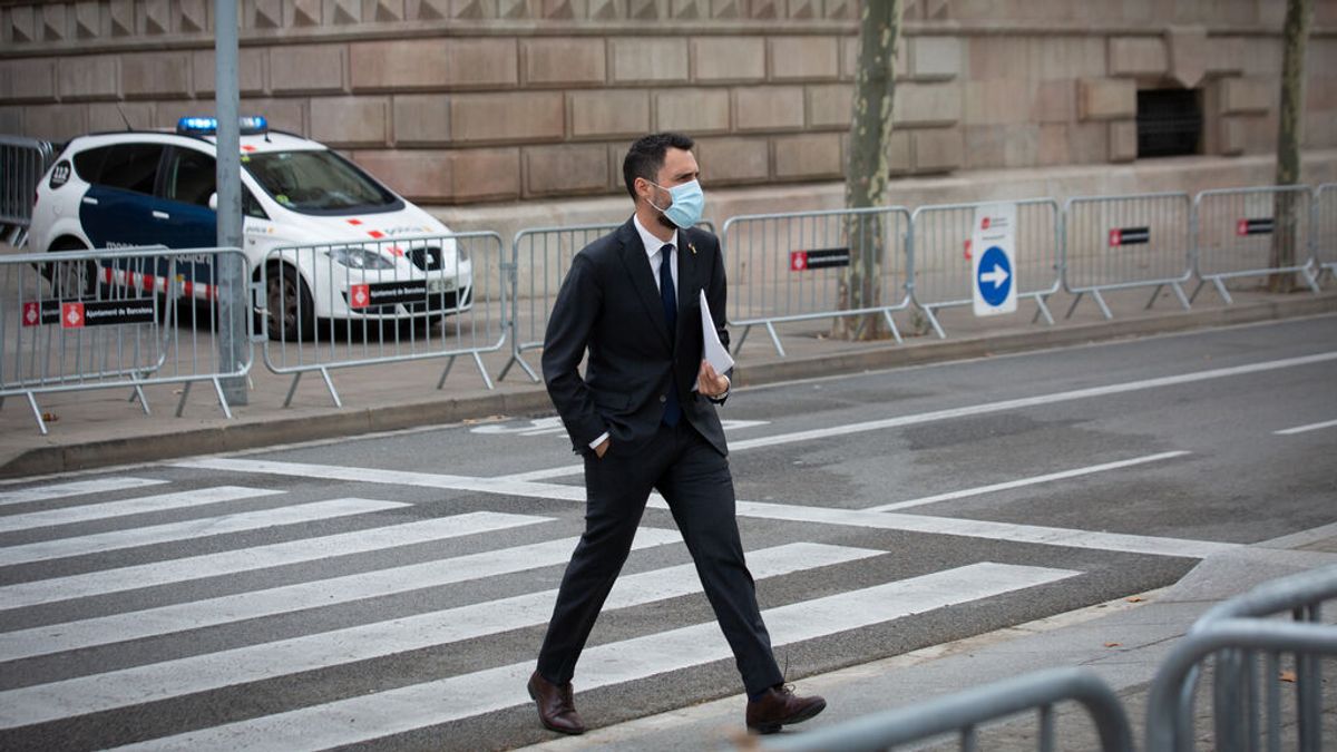 Torrent, expresident del Parlament catalán, declarará ante el juez acusado de desobediencia Torrent, expresident del Parlament catalán, declarará ante el juez acusado de desobediencia