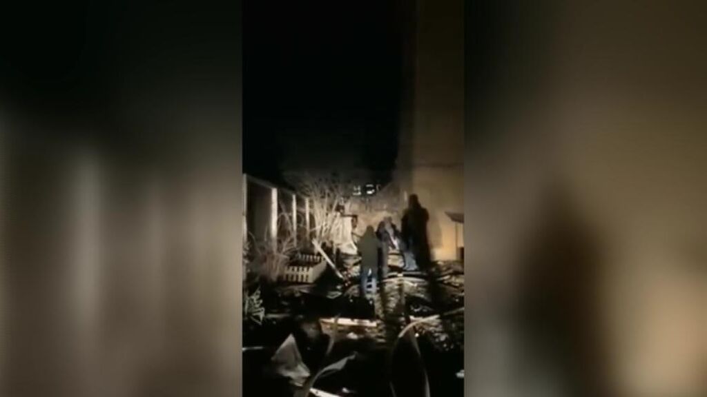 Rusia bombardea y destruye por completo un dormitorio militar en Zitomir