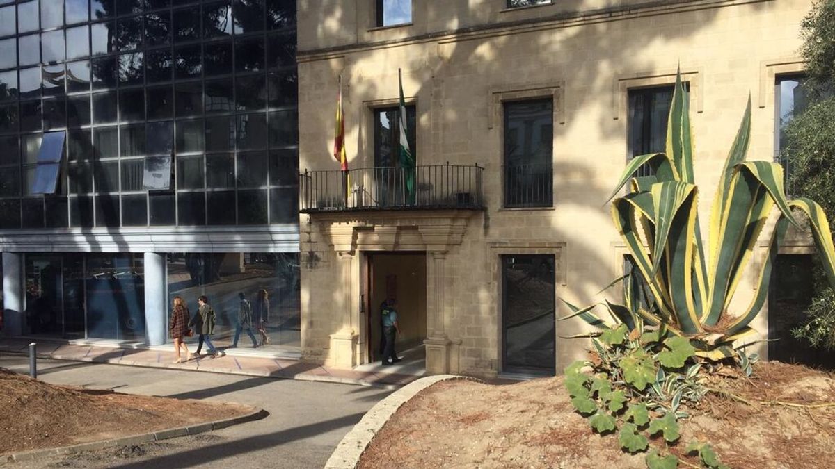 Prisión permanente revisable por matar a su mujer a martillazos en Jerez Prisión permanente revisable por matar a su mujer a martillazos en Jerez