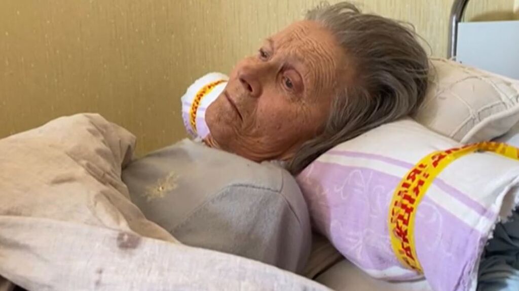 Rusia cerca Kiev, capital de Ucrania: Yana, de 80 años, no puede bajar a los refugios cuando caen las bombas