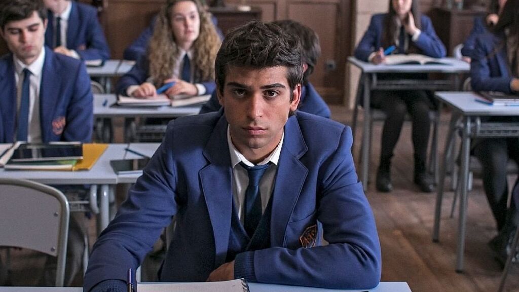 Joven, talentoso y con un gran futuro. Así es Albert Salazar, el actor que ha conquistado el corazón de Clara Galle