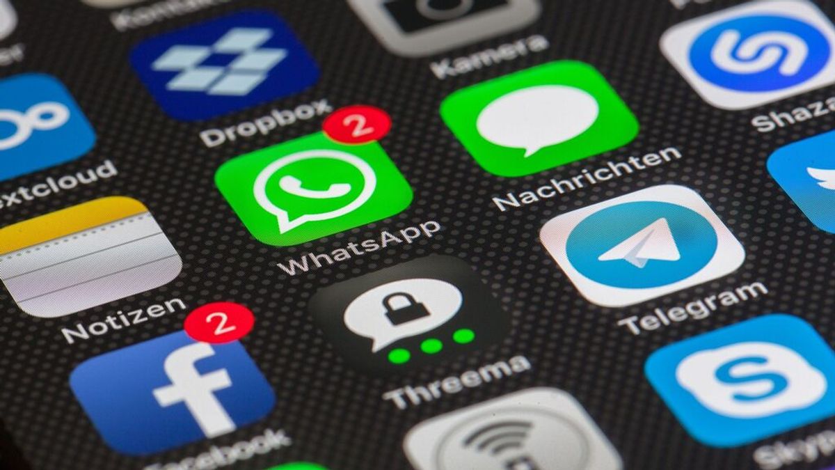 Un periodista explica por qué no hay que dejar las notificaciones activadas en la pantalla de bloqueo del móvil Un periodista explica por qué no hay que dejar las notificaciones activadas en la pantalla de bloqueo del móvil