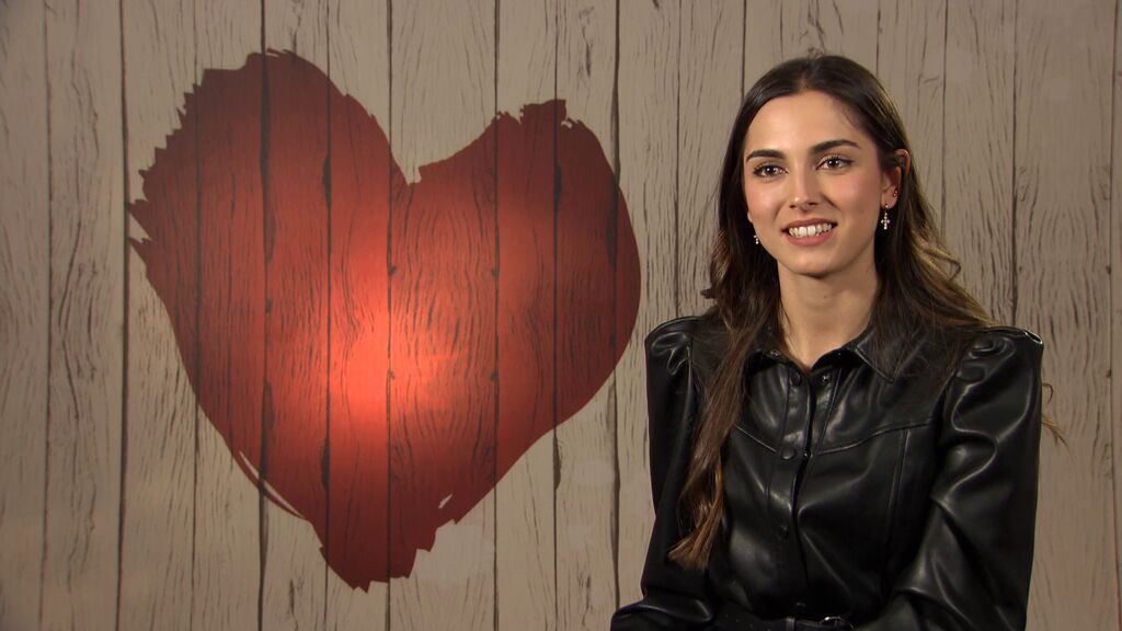 María José afronta en ‘First Dates’ la primera cita de su vida: “Me he propuesto romper barreras”