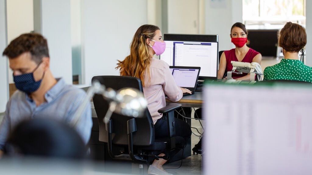 Última hora del coronavirus: Sanidad y comunidades autónomas deciden cuándo quitar las mascarillas en interiores