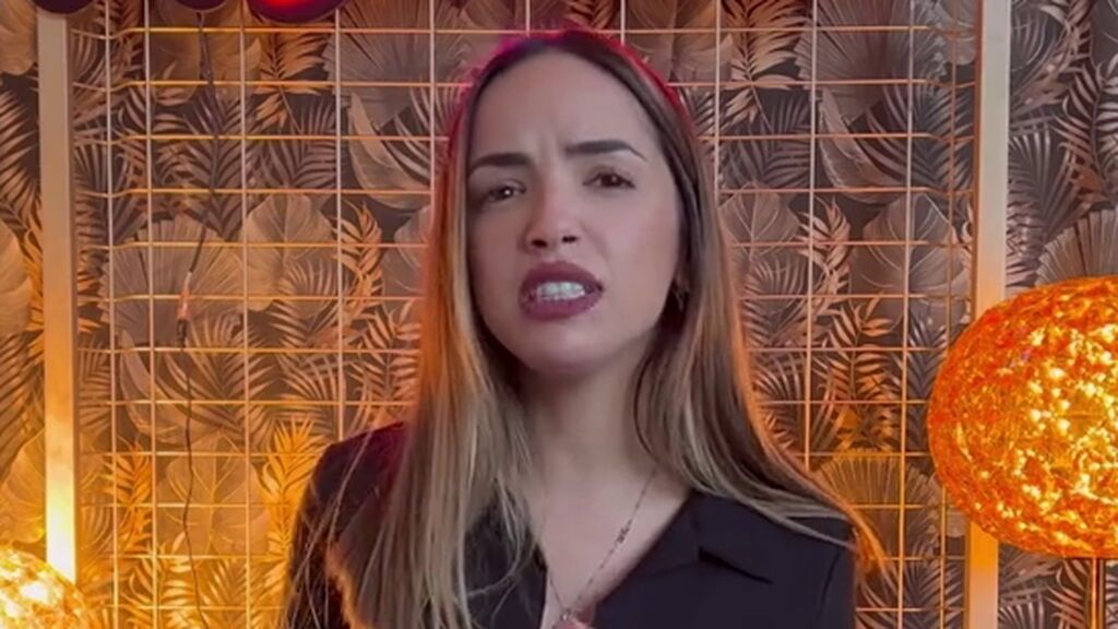 Lucía Sánchez brota contra Sandra Barneda