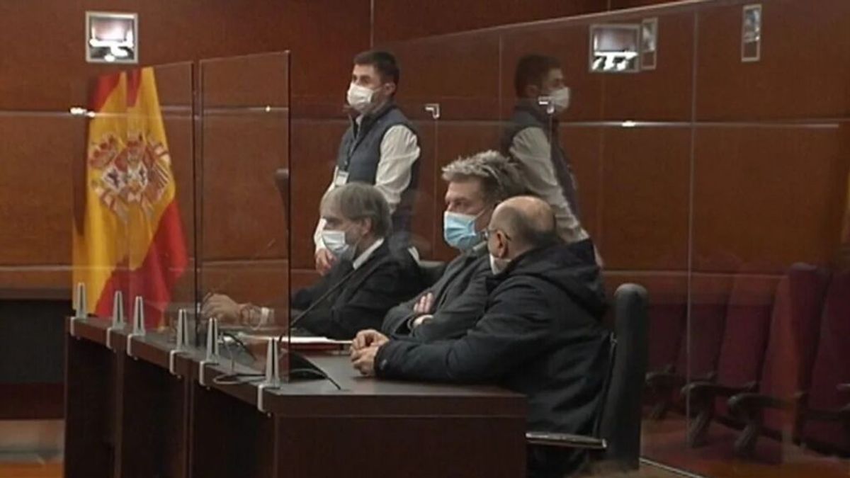 Culpable de asesinato con ensañamiento el hombre que mató a puñaladas a su exmujer y a su exsuegra en Vitoria Culpable de asesinato con ensañamiento el hombre que mató a puñaladas a su exmujer y a su exsuegra en Vitoria