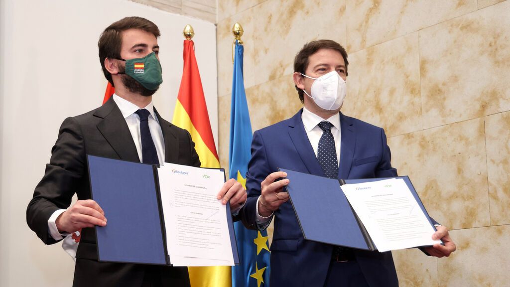 Mañueco y Gallardo comparecen tras su acuerdo en CyL