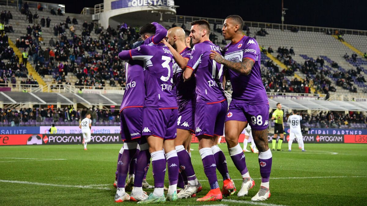 Once detenidos en Barcelona por estafar 1,6 millones de euros a la Fiorentina Once detenidos en Barcelona por estafar 1,6 millones de euros a la Fiorentina