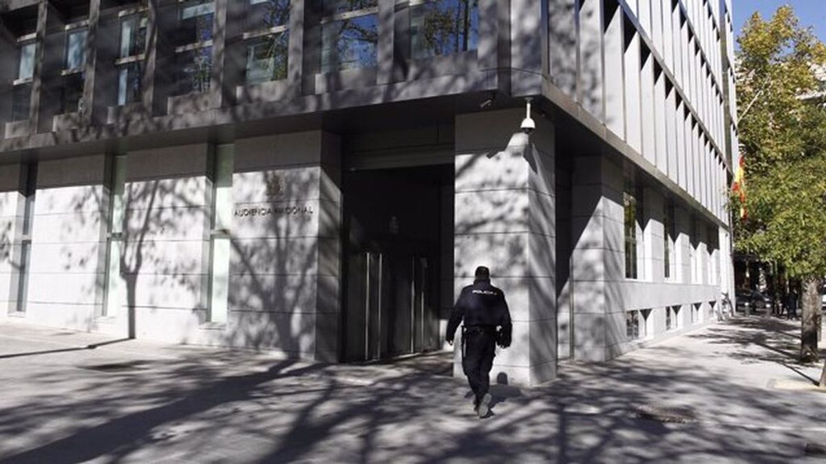 6 años de cárcel para el directivo que invirtió en pisos los cuatro millones robados a su empresa 6 años de cárcel para el directivo que invirtió en pisos los cuatro millones robados a su empresa