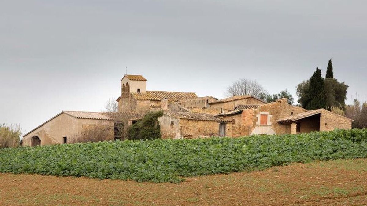 Pueblo a la venta: Sant Marçal de Quarantella no encuentra comprador por dos millones de euros